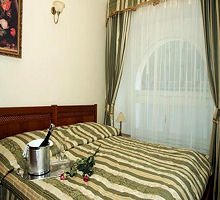 Hotel Amigo - Bedroom 1