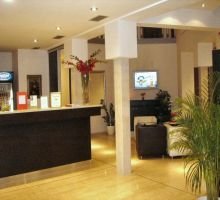 Hotel Don Giovanni - Lounge Room