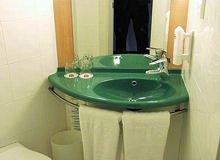 Hotel Ibis City - BayhRoom