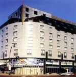 Hotel Renaissance - Front