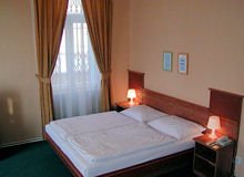 Hotel St John - Bedroom 1