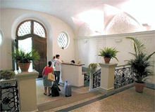 Hotel St John - Reception
